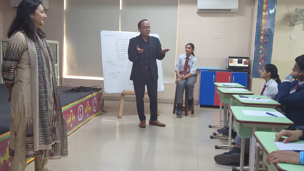 Sculpting Visionaries, Shaping Future!